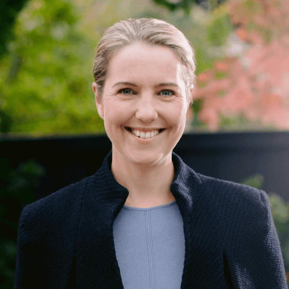 Effective Remote Teams: How to Lead Yourself and Your Team to Achieve Extraordinary Outcomes Without Burnout