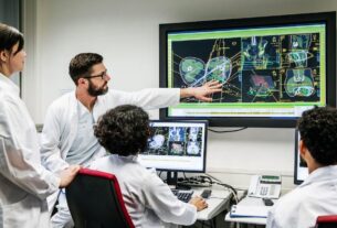 Survey: 60% of adults uncomfortable with AI in their healthcare