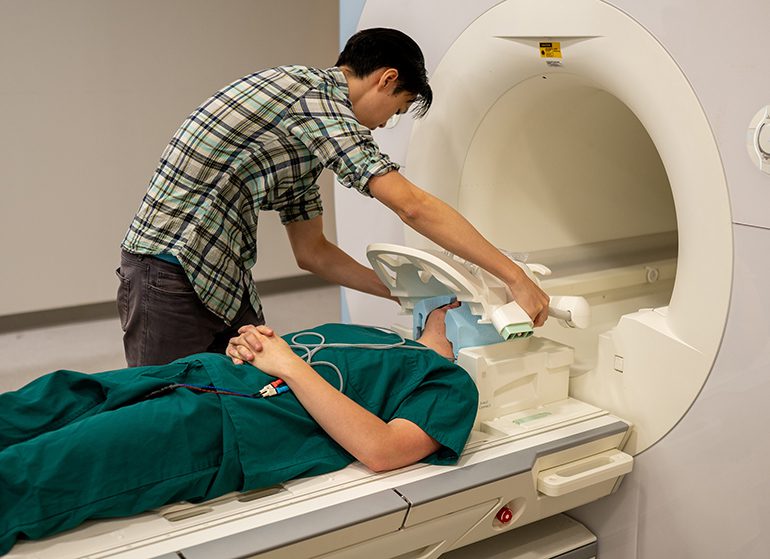 Brain Decoder Spells Out Thoughts |