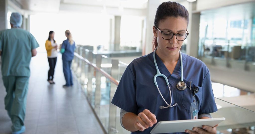 Small Hospitals Drive Demand for EHRs in 2022