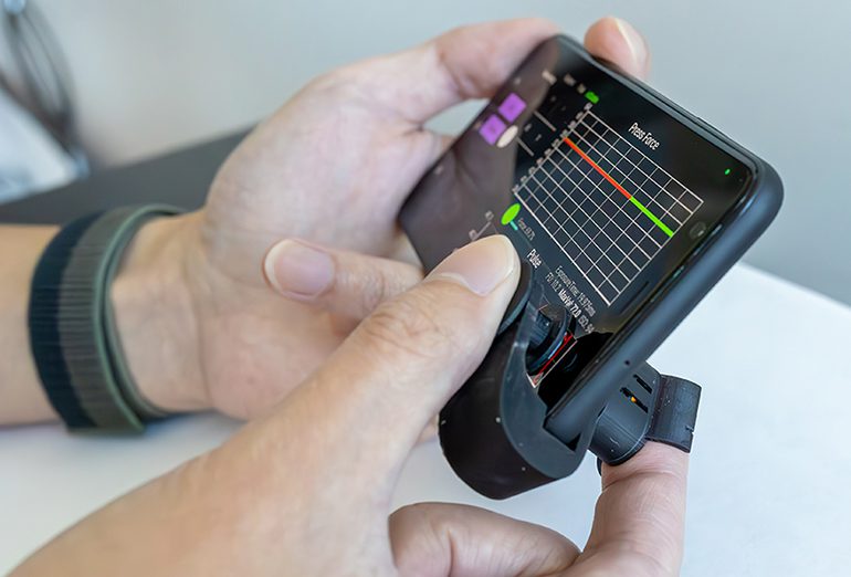 Low-Cost Smartphone Finger Clip Measures Blood Pressure |