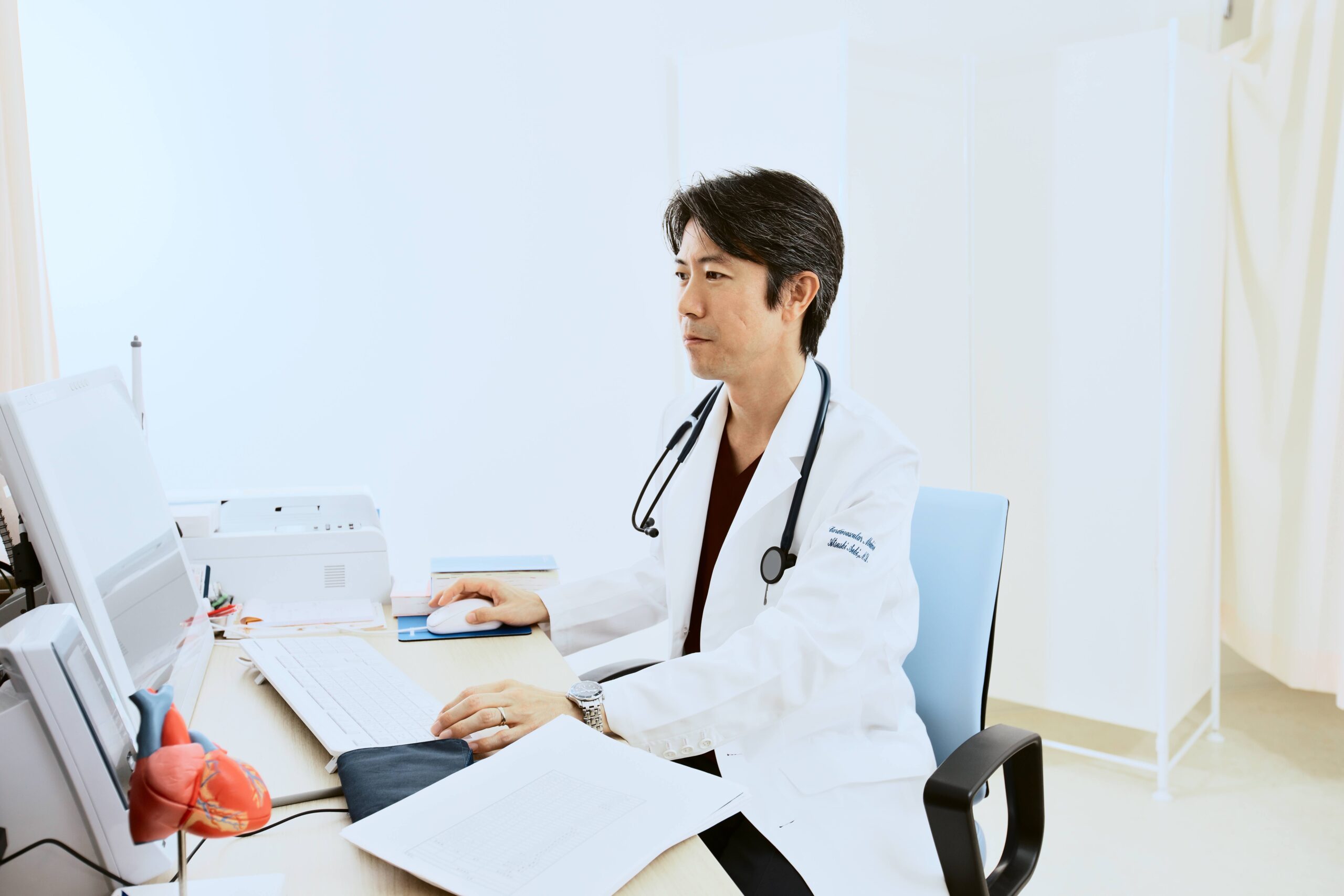 Is It Time to Incorporate Large Language Models into EHRs? - Mayo Clinic Platform