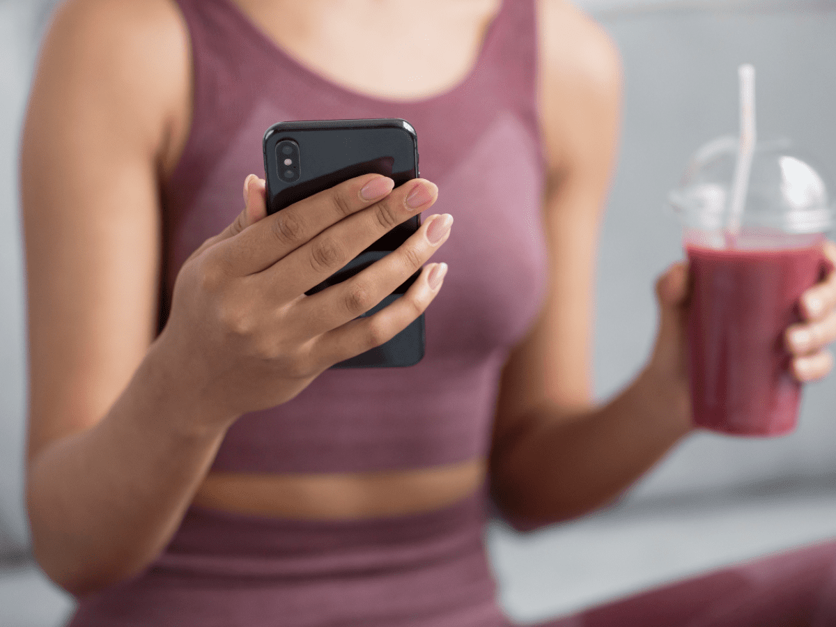 The Most Popular Commercial Weight Management Apps in the Chinese App Store: Analysis of Quality, Features, and Behavior Change Techniques