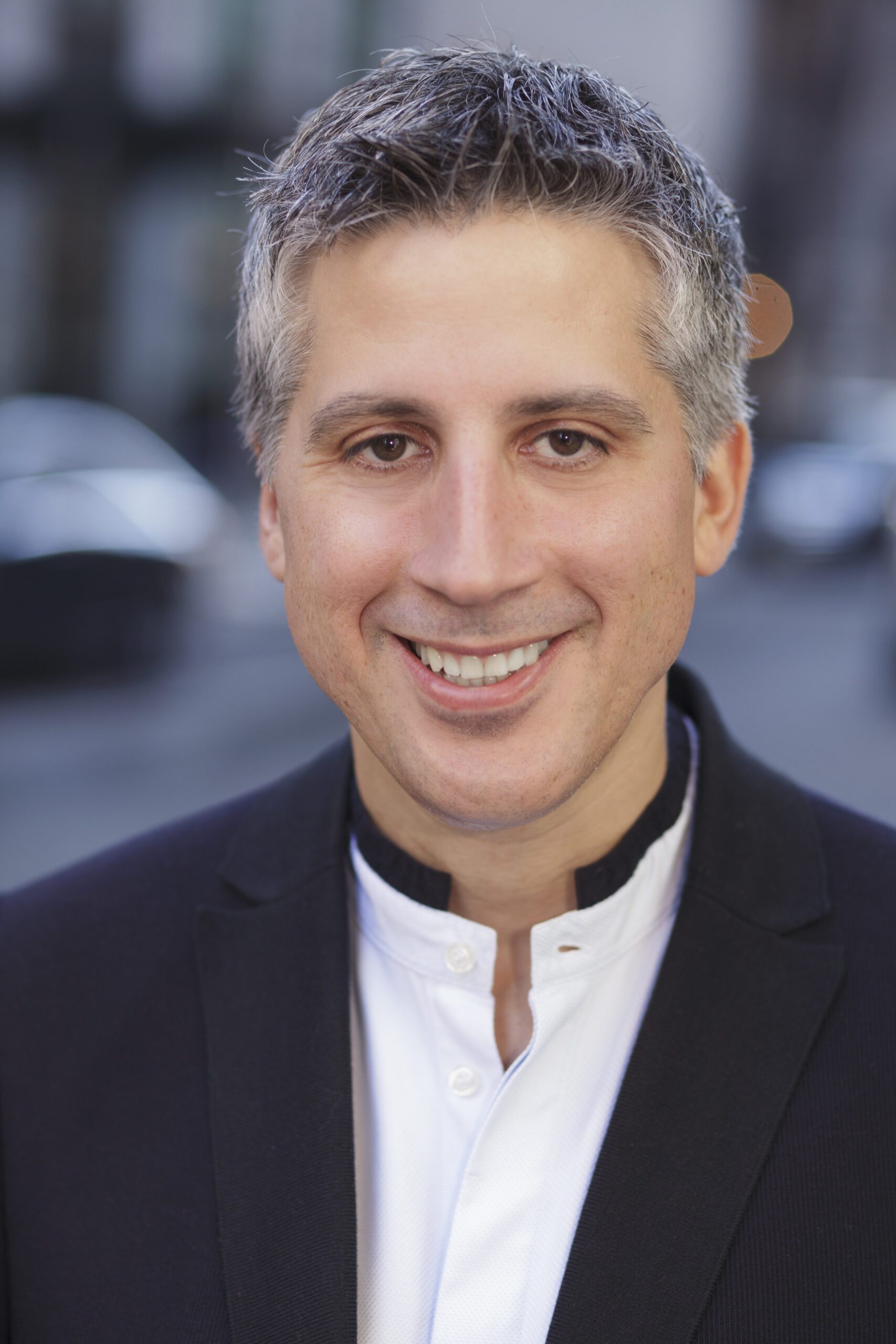 How Healthcare Can Take A Consumer-First Cue From Small Business