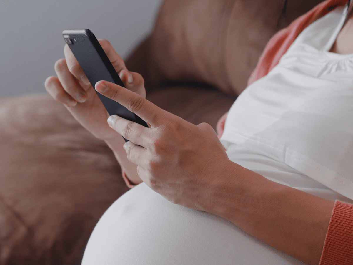 Effects of mHealth-Based Lifestyle Interventions on Gestational Diabetes Mellitus in Pregnant Women With Overweight and Obesity: Systematic Review and Meta-Analysis