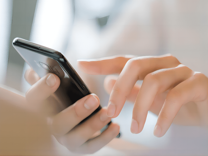 Evaluation of Chinese HIV Mobile Apps by Researchers and Patients With HIV: Quality Evaluation Study