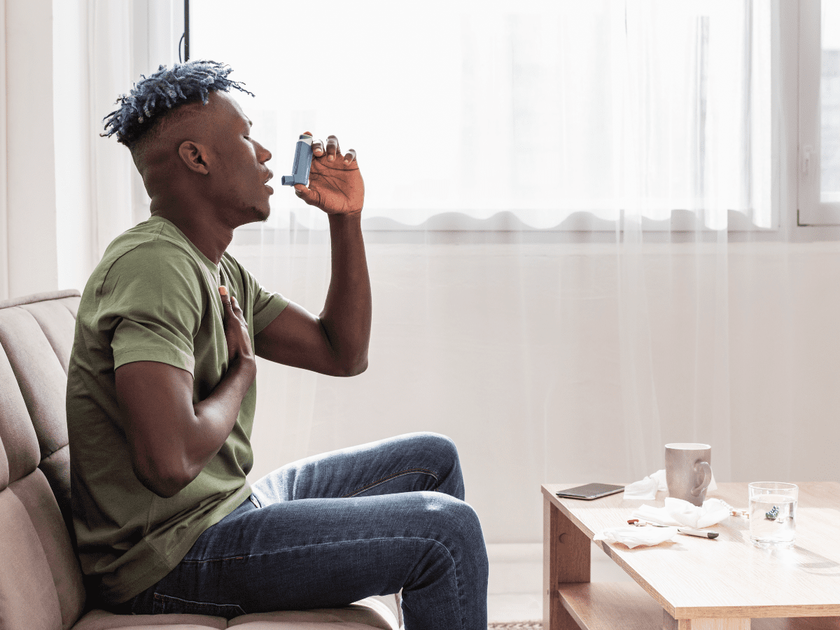 Functionality and Quality of Asthma mHealth Apps and Their Consistency With International Guidelines: Structured Search and Evaluation