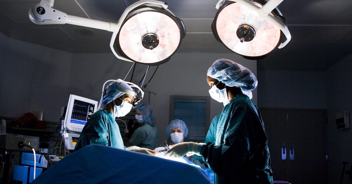 Robotic surgery trickles down to India’s public health sector