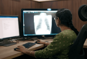 Free AI Cancer & TB Screenings for India: Google & Apollo's Initiative