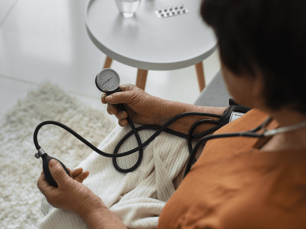 Engagement in mHealth-Prompted Self-Measured Blood Pressure Monitoring Among Participants Recruited From a Safety-Net Emergency Department: Secondary Analysis of the Reach Out Trial