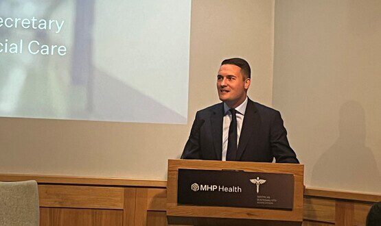 Wes Streeting slams 'glacial' pace of FDP adoption