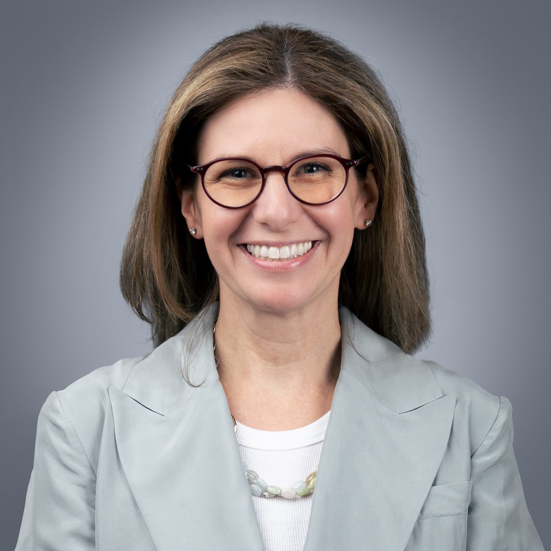 How Debt-Free Education Programs Can Reduce the Healthcare Staffing Shortage