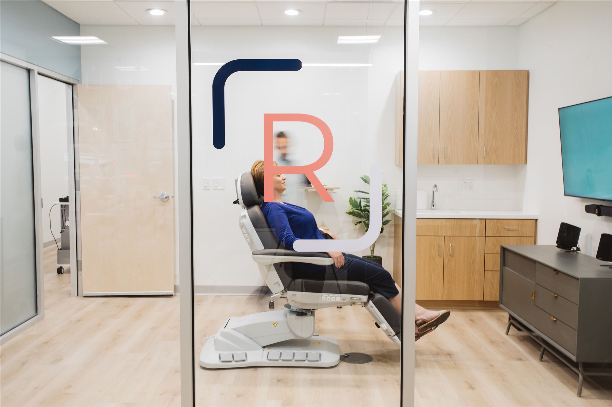 Rezilient Health Secures $10M to Expand CloudClinics