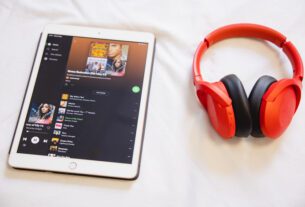 'Music as medicine’ trialled for South Asian people with dementia