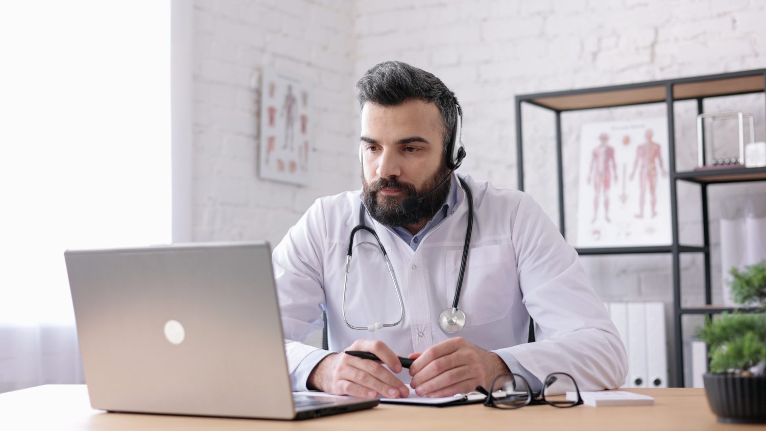 Telehealth Barriers Limit Medicaid OUD Treatment Access-25