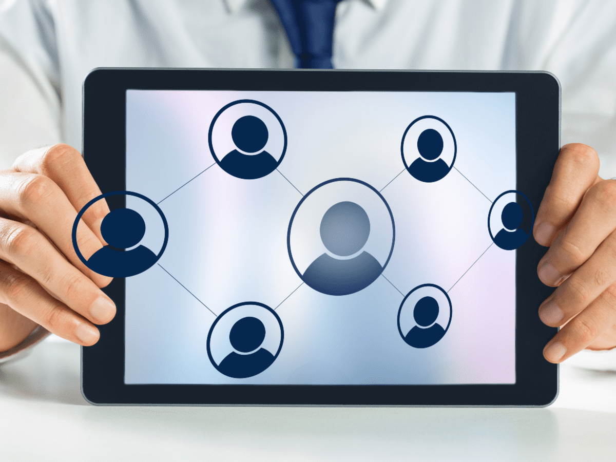 Using Social Media to Recruit a Diverse Sample of Participants for a Mobile Health (mHealth) Intervention to Increase Physical Activity: Exploratory Study