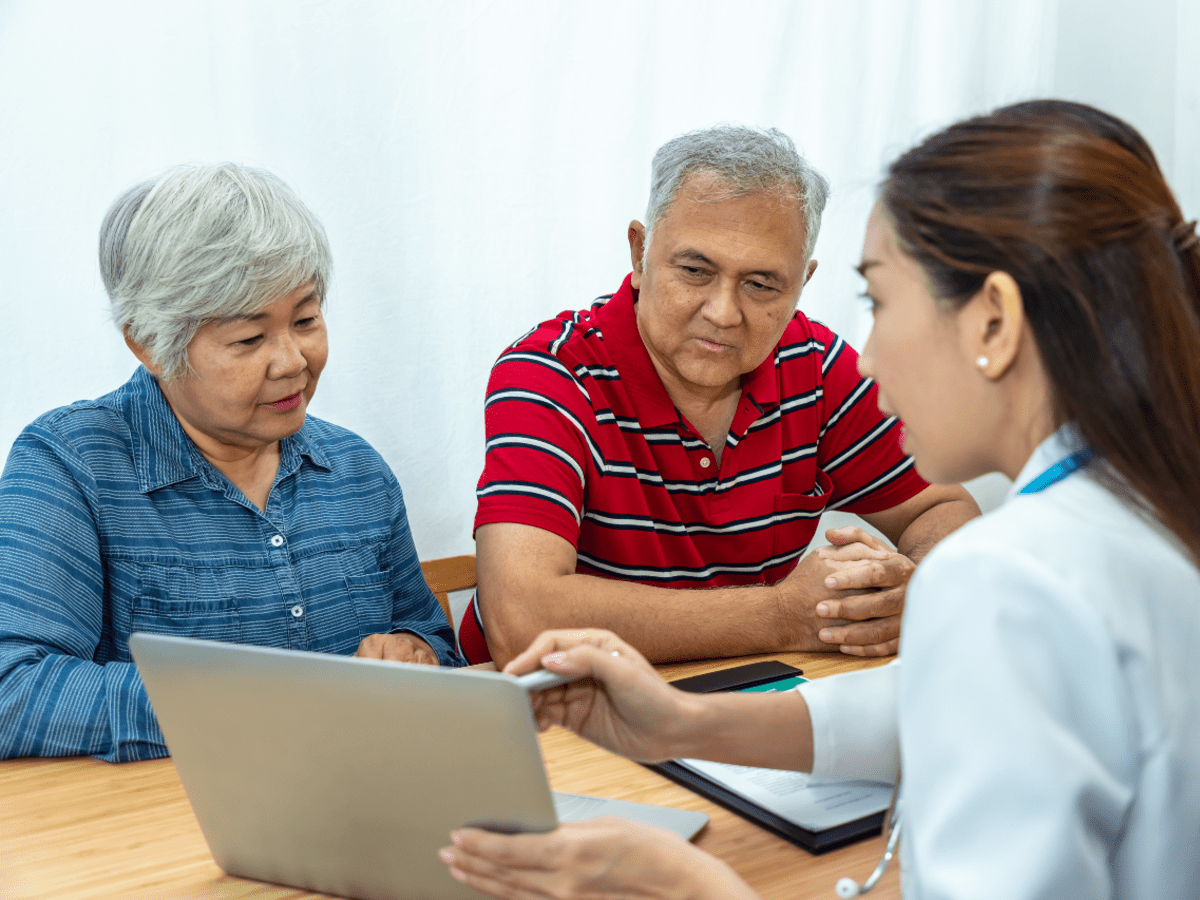 Efficacy, Safety, and Cost-Effectiveness of “Internet + Pharmacy Care” Via the Alfalfa App in Warfarin Therapy Management After Cardiac Valve Replacement: Randomized Controlled Trial