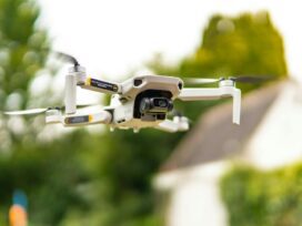 Malaysia pilots medicine drone delivery