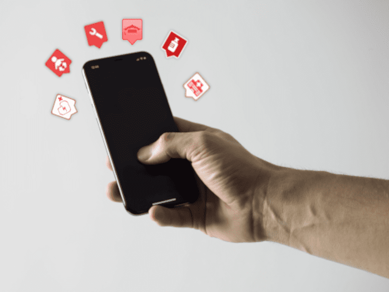 Users' Perceptions and Trust in AI in Direct-to-Consumer mHealth: Qualitative Interview Study