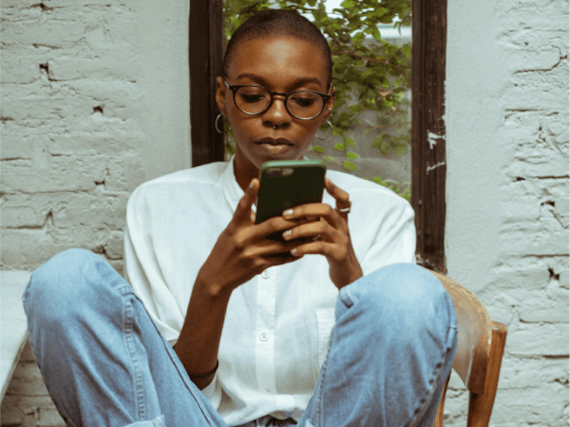 Patterns of Engagement With the mHealth Component of a Sexual and Reproductive Health Risk Reduction Intervention for Young People With Depression: Latent Trajectory Analysis