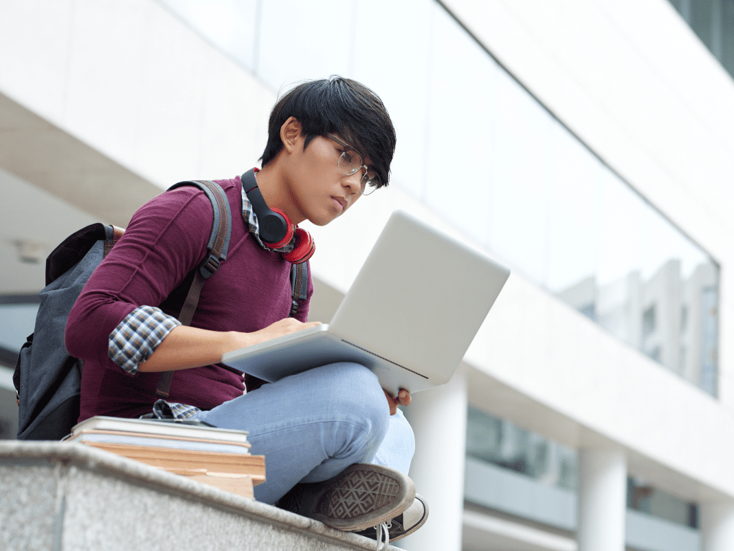 Effect of a Cognitive Behavioral Therapy–Based AI Chatbot on Depression and Loneliness in Chinese University Students: Randomized Controlled Trial With Financial Stress Moderation