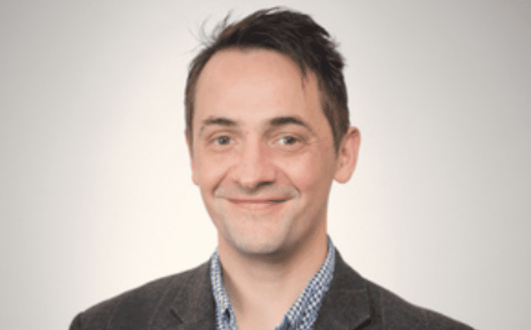 It’s harder than expected to implement AI in the NHS, finds study