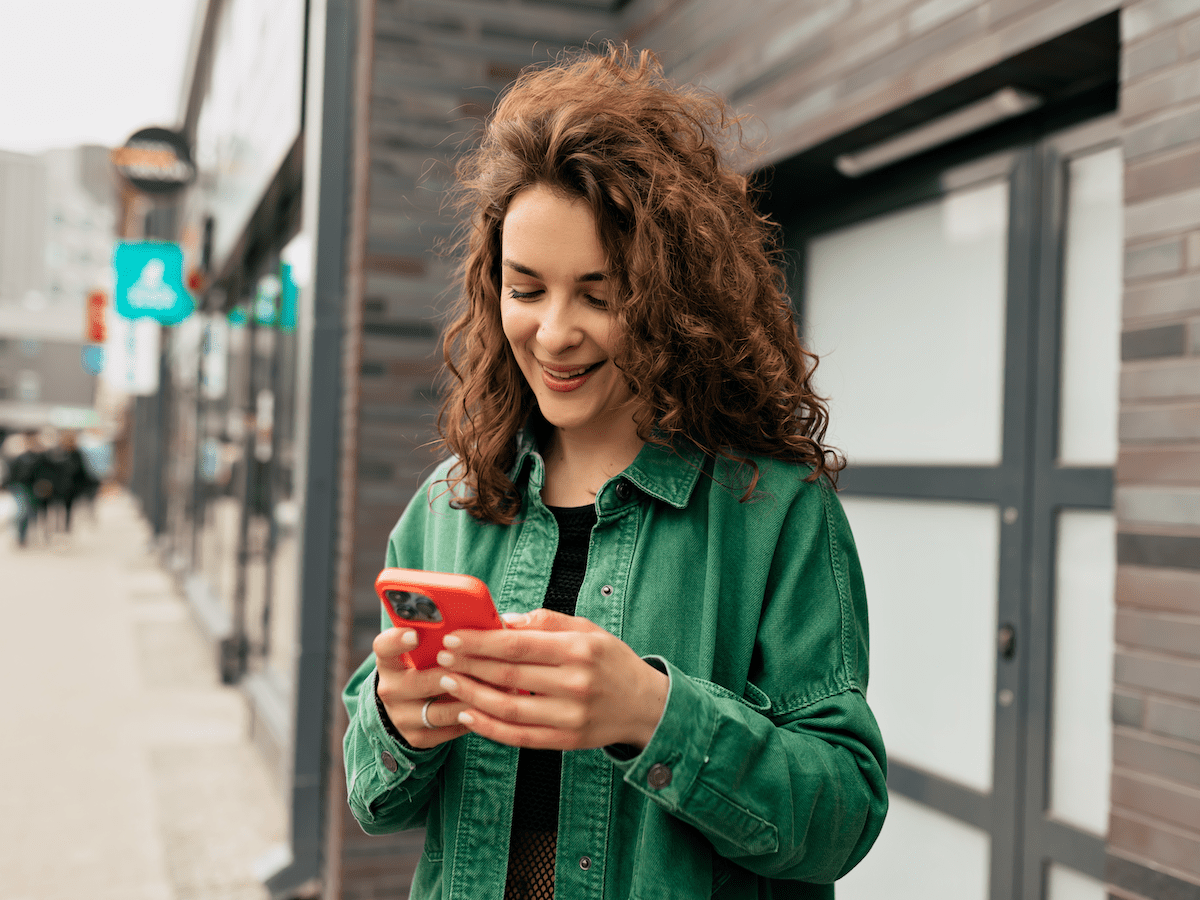 Measuring Psychological Well-Being and Behaviors Using Smartphone-Based Digital Phenotyping: An Intensive Longitudinal Observational mHealth Pilot Study Embedded in a Prospective Cohort of Women