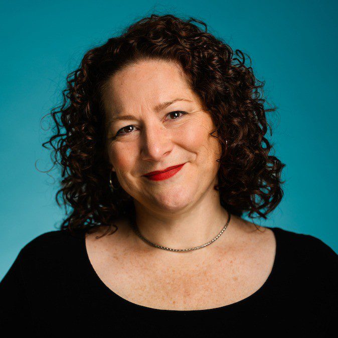 HR Strategies for Engaging the ‘Deskless’ Healthcare Workforce