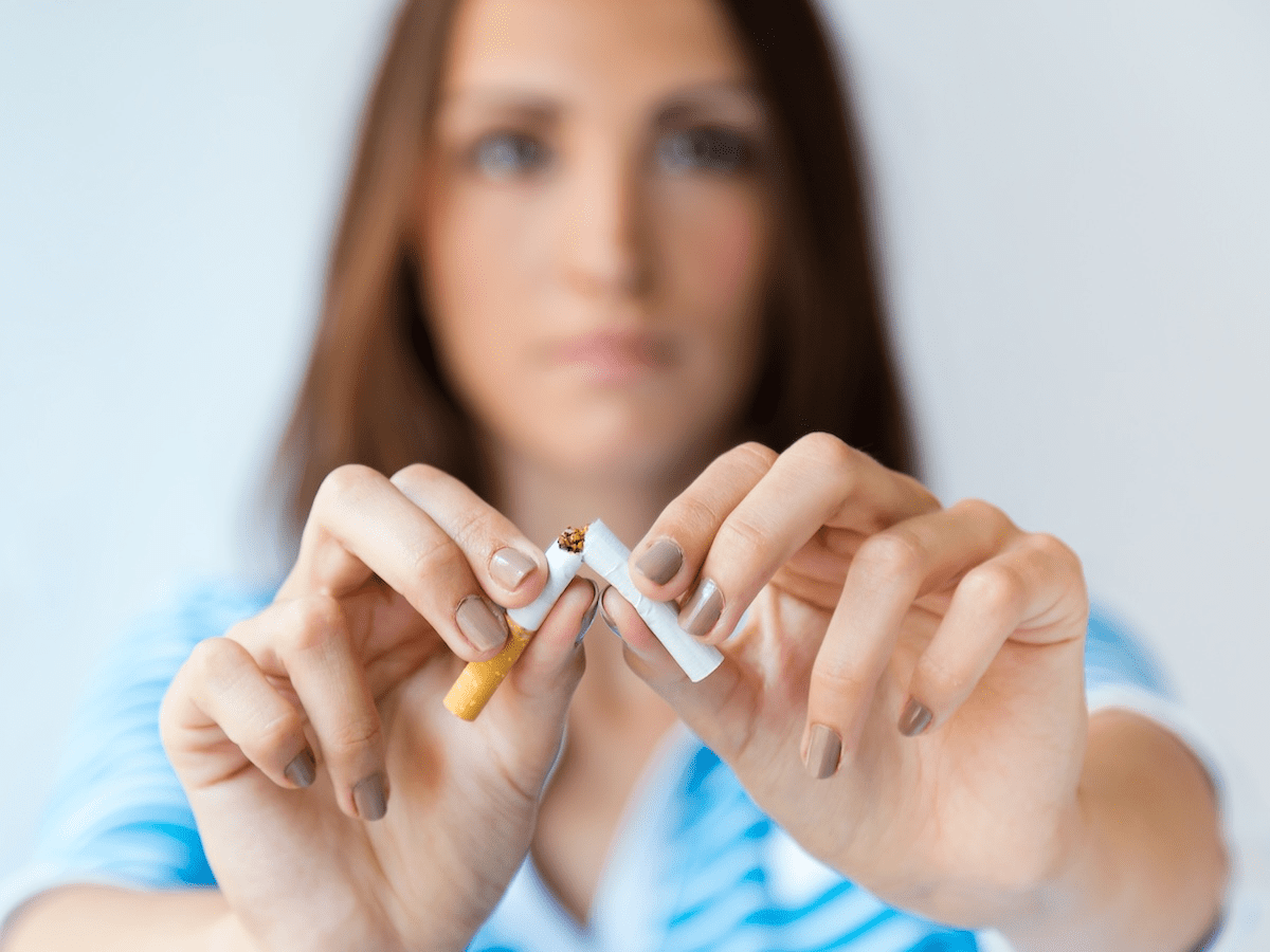 WhatsApp-Based Coaching Program to Support Smoking and Vaping Cessation Among Young People: Pre-Post Study on Acceptance and Preliminary Efficacy