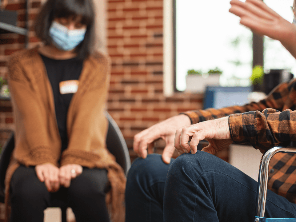 Smartphone-Based Approach-Avoidance Bias Modification Training for Depression: Randomized Clinical Trial