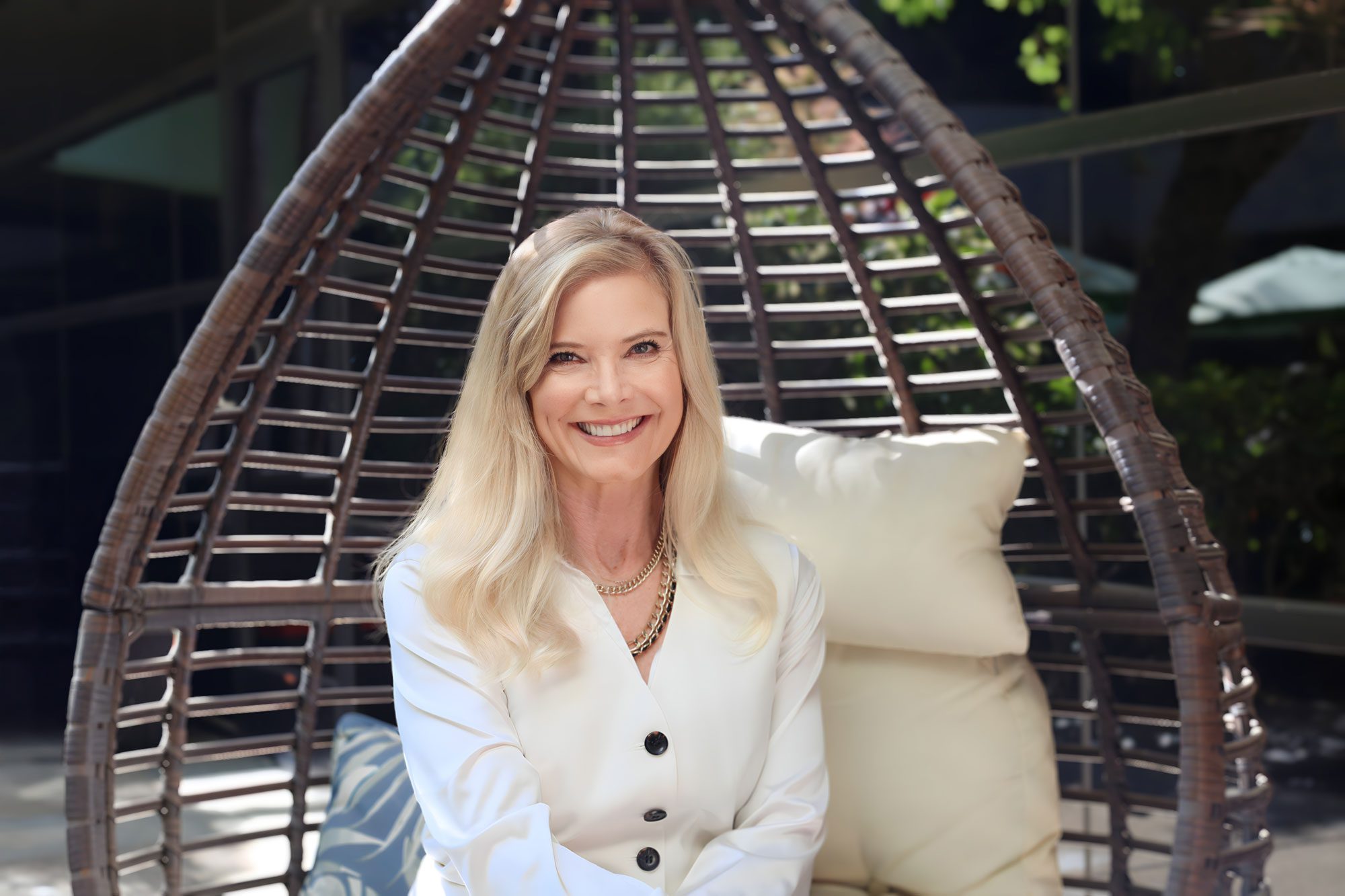 Busting the EHR Myths: Why SYaaS Models Are the New Gold Standard for Healthcare Transformation