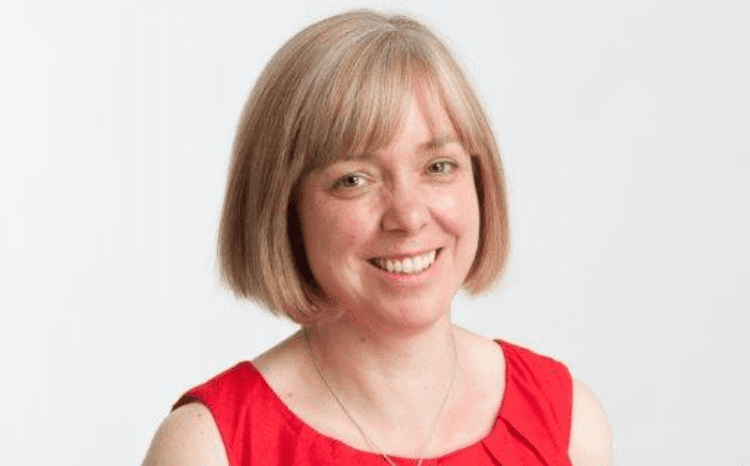 NHS AI and robot pilot to help detect lung cancer sooner