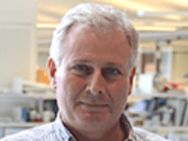 NHS genetics programme to track people at risk of inherited cancer